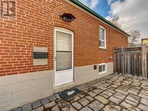 42 Cadillac Ave in Toronto, ON - Building Photo - Building Photo