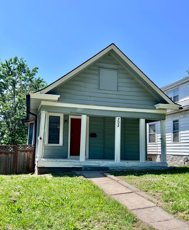 302 N Oakley Ave in Kansas City, MO - Building Photo - Building Photo