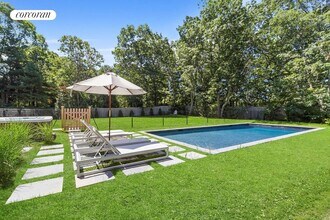 42 Archibald Way in Sag Harbor, NY - Building Photo - Building Photo