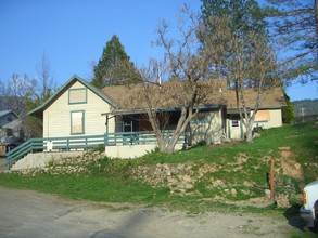 57633 Road 225 in North Fork, CA - Building Photo - Building Photo