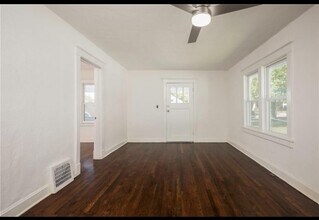 3421 Mersington Ave in Kansas City, MO - Building Photo - Building Photo