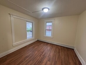 17 Roosevelt St, Unit 19 in Hartford, CT - Building Photo - Building Photo