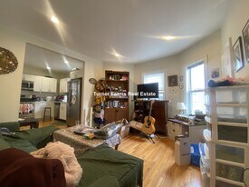9 Winter Hill Rd, Unit 1 in Medford, MA - Building Photo
