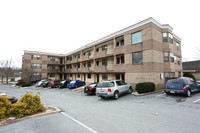 Willows I in West Chester, PA - Building Photo - Building Photo