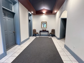 2326 Upland Pl in Cincinnati, OH - Building Photo - Building Photo