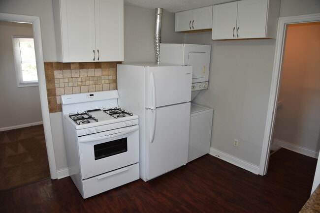 1694 S Washington Ave, Unit B