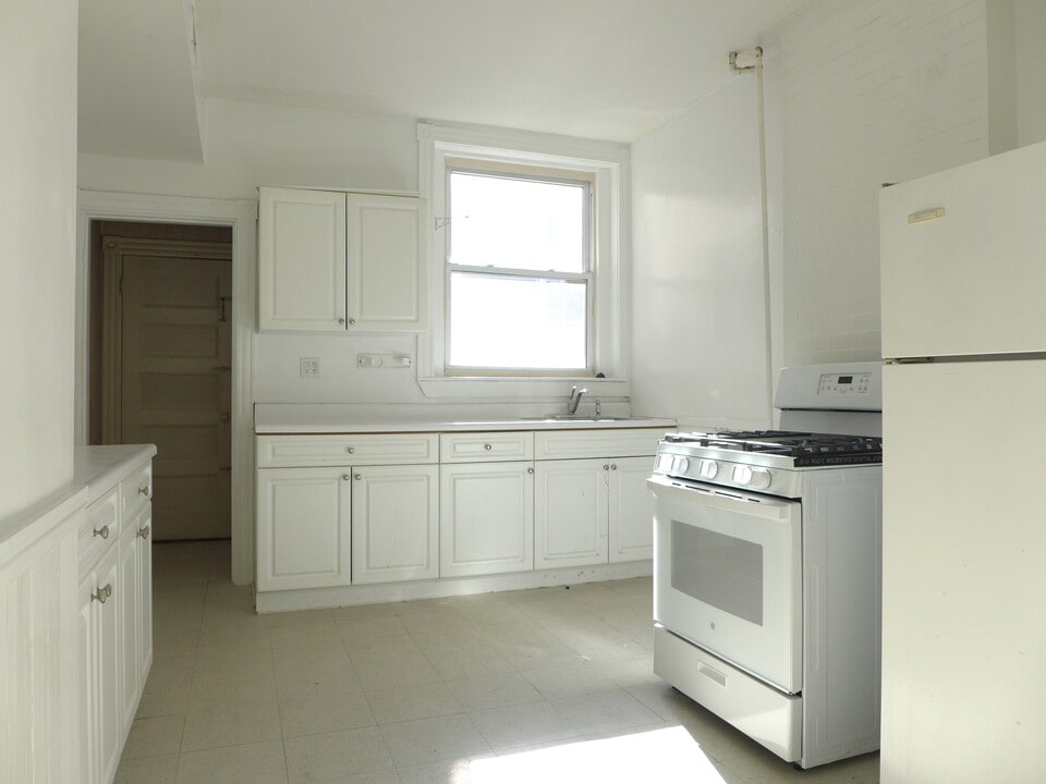 175 Harvard St in Brookline, MA - Building Photo