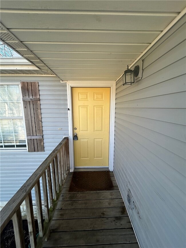 5707 W Michael Cole Dr in Fayetteville, AR - Building Photo - Building Photo