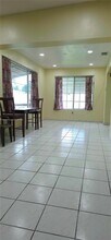 7813 Shalimar St in Miramar, FL - Building Photo - Building Photo