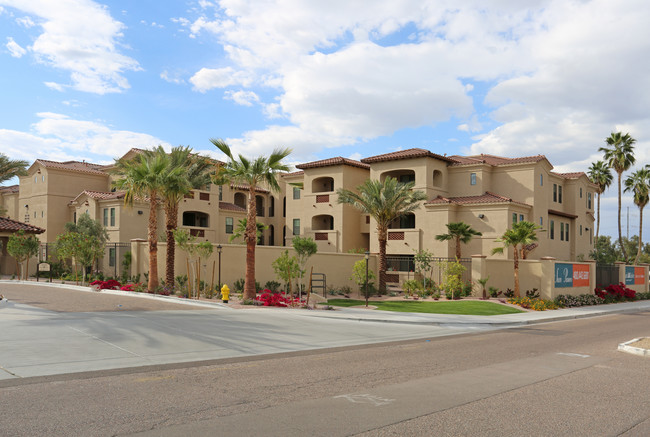 San Paseo in Phoenix, AZ - Foto de edificio - Building Photo