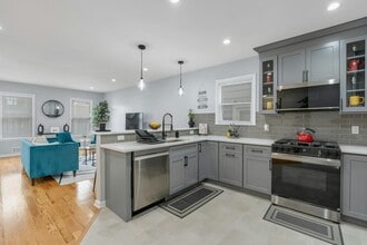 12 Orange Rd in Montclair, NJ - Building Photo - Building Photo