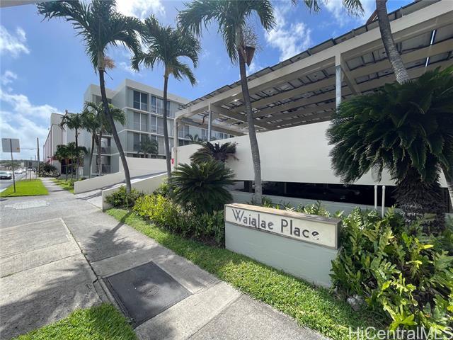 property at 2845 Waialae Ave
