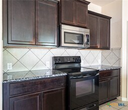 1343 Fall Cover St in New Braunfels, TX - Building Photo - Building Photo