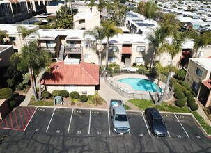 Mira Monte Apartments in Vista, CA - Building Photo - Building Photo