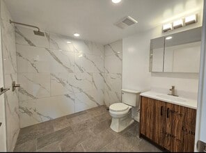 The Coronado in Silver Lake, CA - Foto de edificio - Building Photo