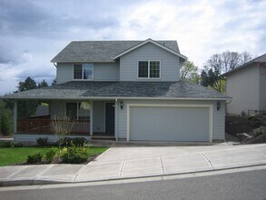 1550 Kent St NW in Salem, OR - Building Photo - Building Photo