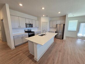 10501 Gonzales Ranger Pass in Austin, TX - Building Photo - Building Photo