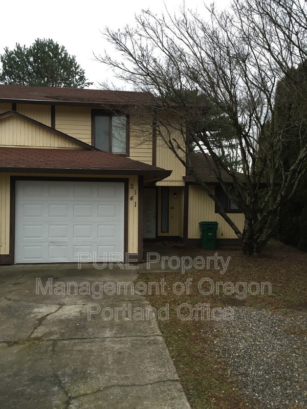 property at 2141 SW Townsend Ct