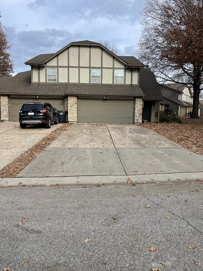 property at 1103 NW Porter Ct