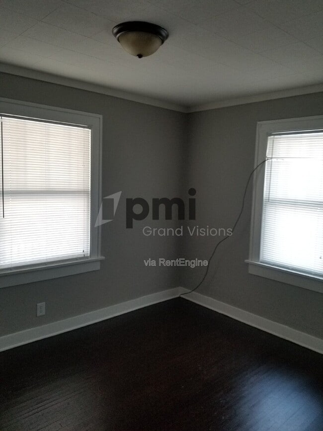 698 S Stone St in Decatur, IL - Building Photo - Building Photo