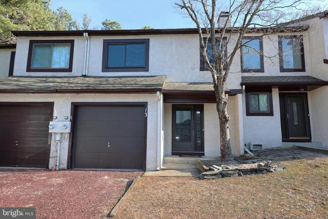 13 5 Crown Royal Cir in Evesham, NJ - Building Photo - Building Photo