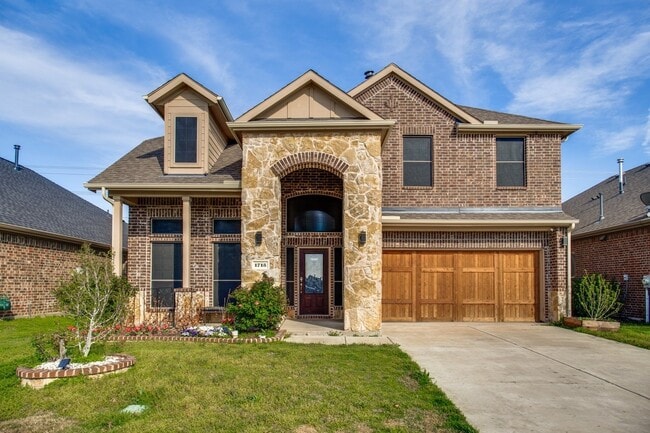 property at 1713 Lake Pine Dr