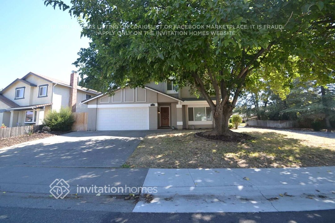 7832 Summerplace Dr in Citrus Heights, CA - Building Photo