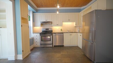 31 Burgess Ave in Toronto, ON - Building Photo - Building Photo