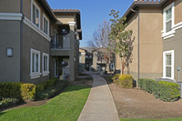 Harvard Court in Lindsay, CA - Building Photo - Building Photo