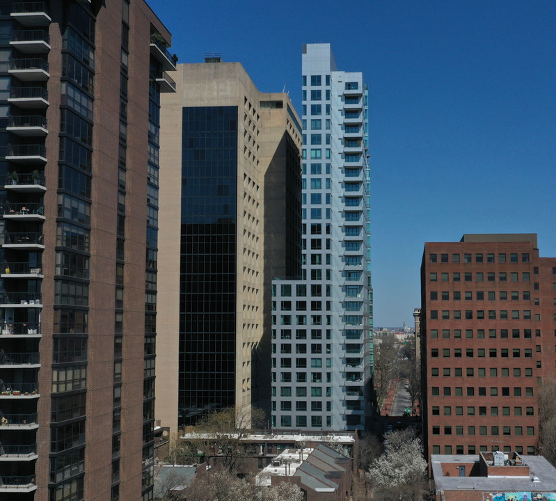 500 Walnut in Philadelphia, PA - Building Photo