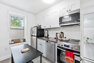 300 S 41st St in Philadelphia, PA - Building Photo - Building Photo