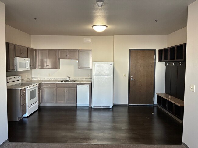 Presentation Heights in Aberdeen, SD - Foto de edificio - Building Photo