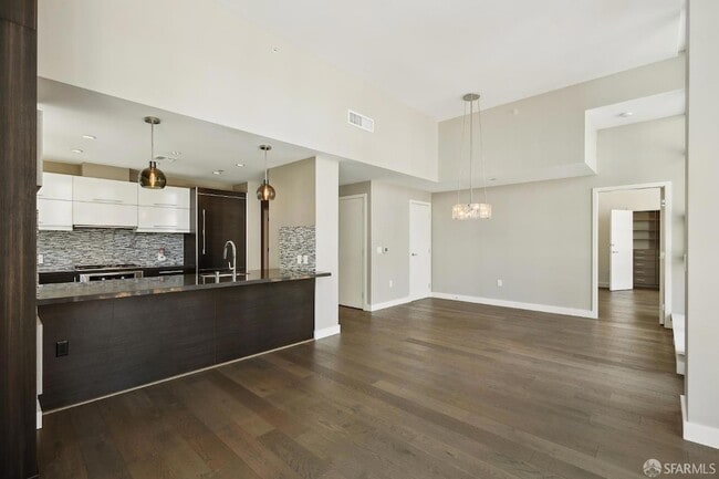 property at 435 China Basin St