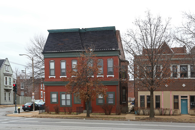 2300-2308 S Jefferson Ave in St. Louis, MO - Building Photo - Building Photo