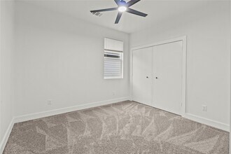 8129 Hoffman St in Houston, TX - Building Photo - Building Photo