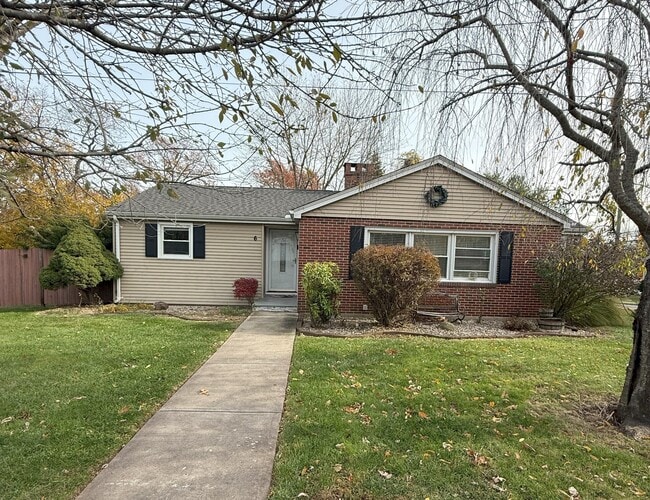 property at 6 Wells Farm Dr