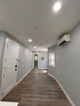 67 Lincoln St, Unit 2L in Jersey City, NJ - Building Photo - Building Photo