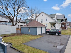 108 Grand Blvd in Binghamton, NY - Foto de edificio - Building Photo