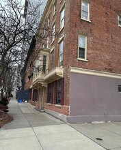 54 S Swan St in Albany, NY - Building Photo - Building Photo