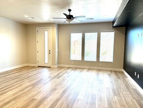 819 S Black Alder Dr in Saint George, UT - Building Photo - Building Photo