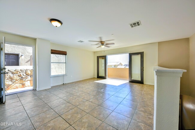 4733 Pistolero Ln in El Paso, TX - Building Photo - Building Photo