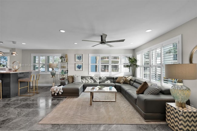 372 Golfview Rd in North Palm Beach, FL - Building Photo - Building Photo