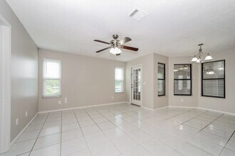 8351 Morning Glory Rd N in Jacksonville, FL - Building Photo - Building Photo