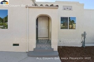 2462 Taylor Ave in Oakland, CA - Building Photo