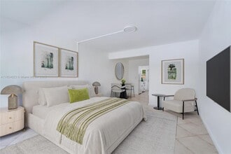 6930 Rue Versailles Dr in Miami Beach, FL - Building Photo - Building Photo