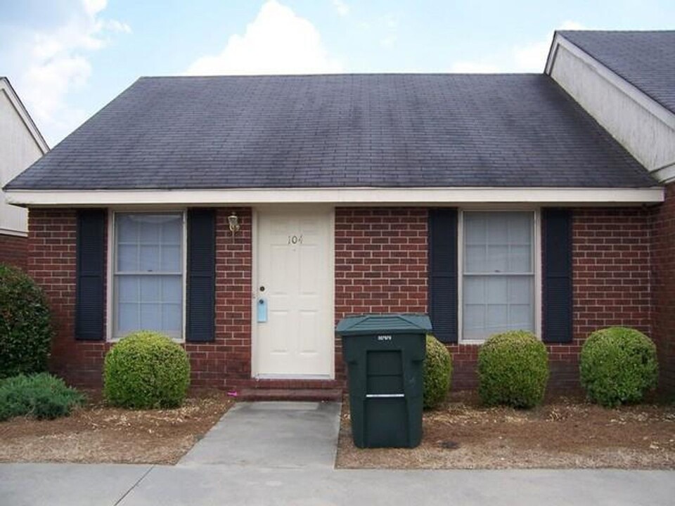 140 Lanier Dr in Statesboro, GA - Building Photo