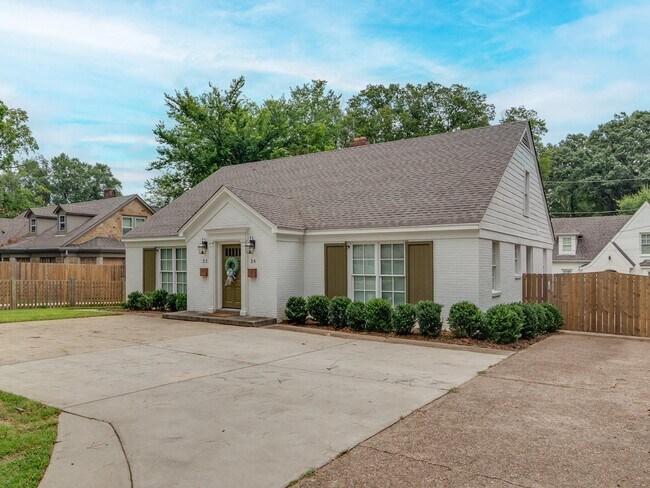 22 S Highland St in Memphis, TN - Building Photo - Building Photo