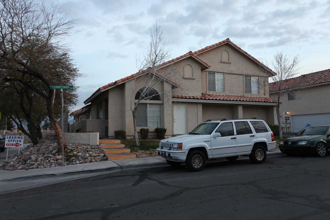 Rainbow Gardens in Las Vegas, NV - Building Photo