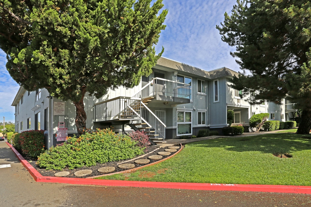 Heatherwood Apartments in Sacramento, CA - Foto de edificio