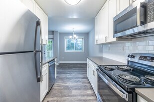 The Alante in Alexandria in Alexandria, VA - Building Photo